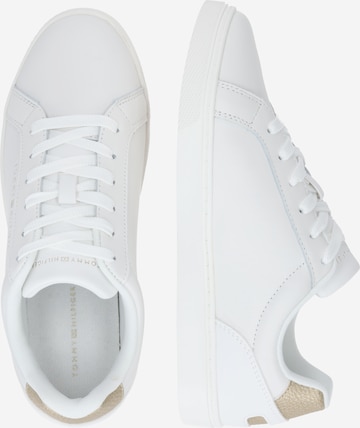 TOMMY HILFIGER Sneakers laag 'Essential' in Wit