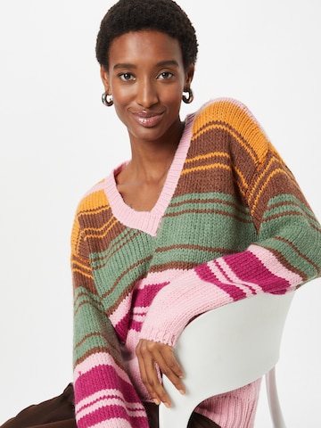 Noisy may Sweater in Mixed colors