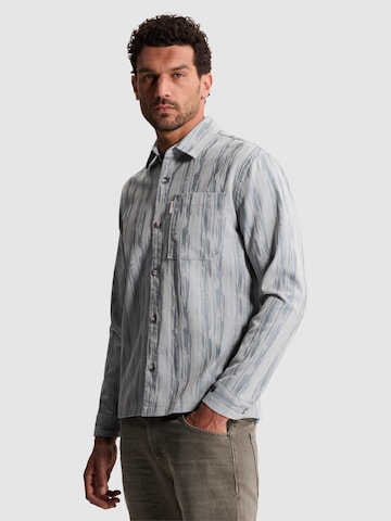 CAST IRON - Ajuste regular Camisa 'Overshirt with jacquard pattern and chest pocket' en gris