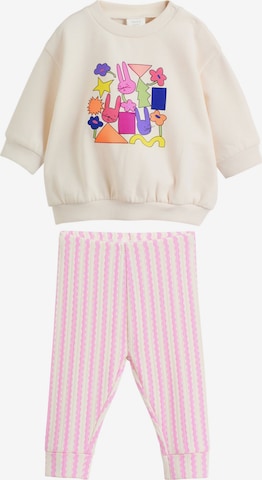 Next Setti värissä beige: etupuoli