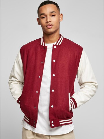 Veste mi-saison 'Oldschool' Urban Classics en rouge : devant