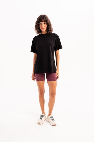 T-shirt Justever en noir