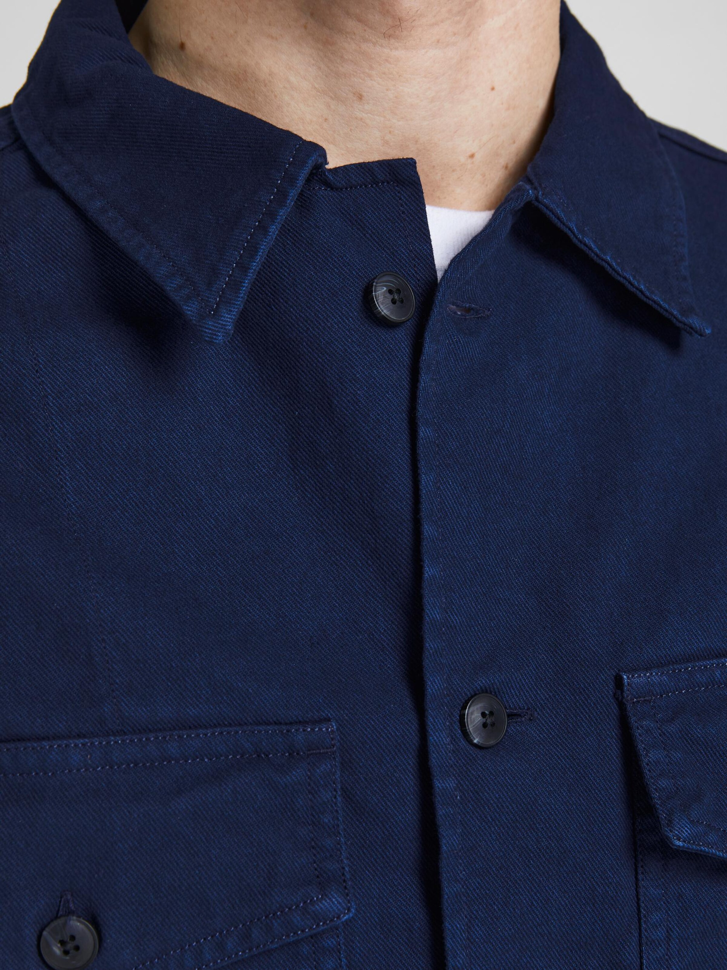 Männer Hemden JACK & JONES Hemd 'Royal' in Dunkelblau - CH51029 Männer Hemden JACK & JONES Hemd 'Royal' in Dunkelblau - CH51029