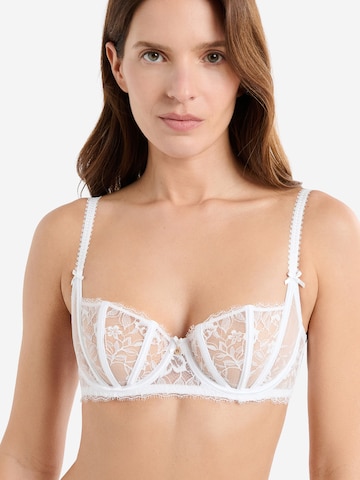 ETAM Balconette Rinnahoidja 'Gamme', värv valge: eest vaates