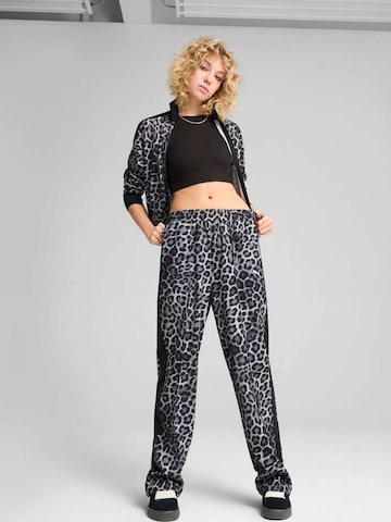 PUMA Regular Sporthose 'Puma T7 Leo Luxe Aop Straight Pants'‌‌‌‌‌‌‌‌‌‌ in Grau
