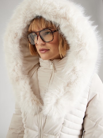 GUESS Зимнее пальто 'New Oxana' в Бежевый
