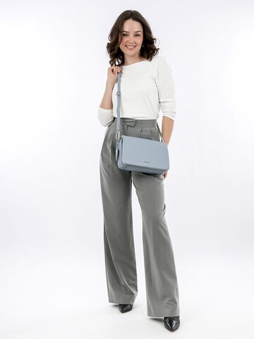 Borsa a tracolla 'Enie' di Emily & Noah in blu