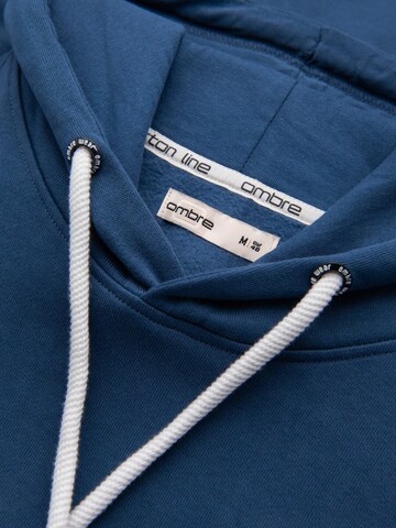 Ombre Sweatshirt 'OM-SSBN-0177' in Blue