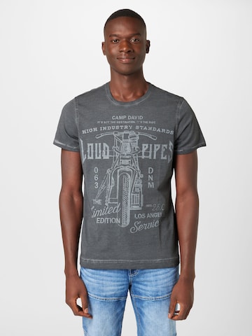 CAMP DAVID Shirt in Grey: front