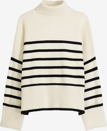 Bershka Sweater in Beige: front