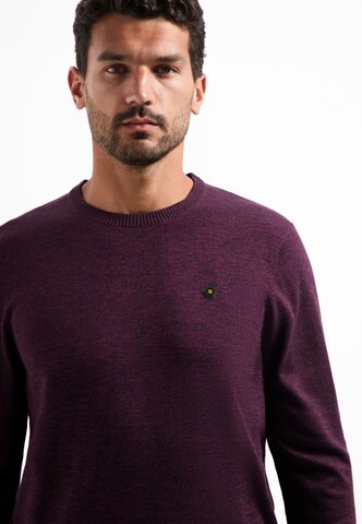 No Excess Pullover in Rot