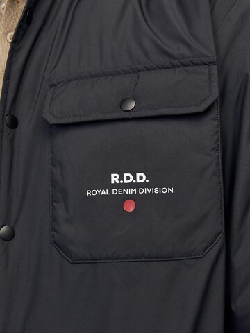 R.D.D. ROYAL DENIM DIVISION Overgangsjakke i sort