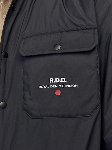 R.D.D. ROYAL DENIM DIVISION Between-Season Jacket in Black