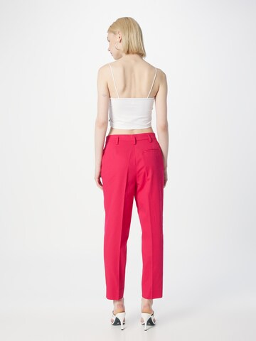 Coupe slim Pantalon à plis Sisley en rose