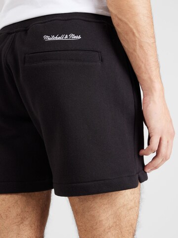 Regular Pantalon de sport Mitchell & Ness en noir