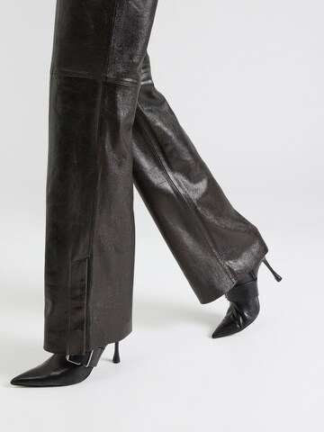 Flared Pantaloni 'Milo' di DAY BIRGER ET MIKKELSEN in nero