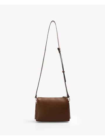 Poșete de la Scalpers pe maro