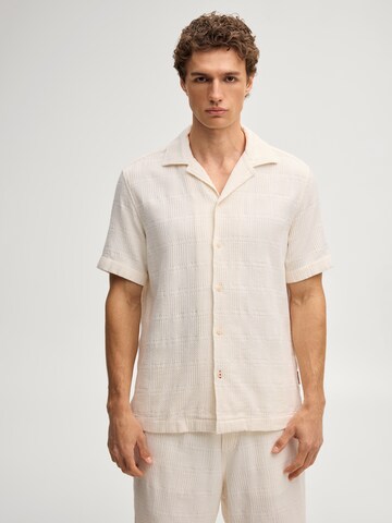 JOOP! Jeans Regular fit Business shirt ' Hanau ' in White: front
