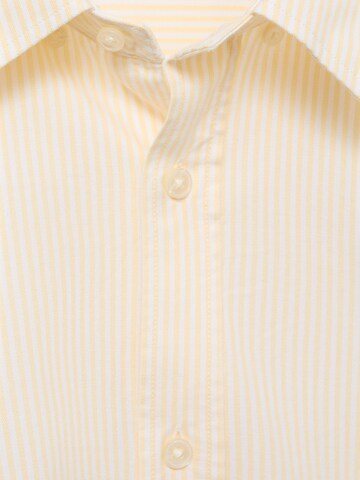 MANGO MAN Regular Fit Skjorte 'Kodak' i gul