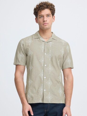Casual Friday - Ajuste regular Camisa ' CFLeopold ' en verde