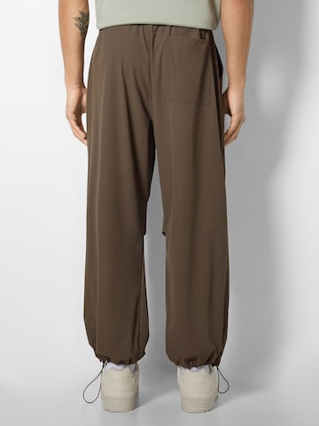 Bershka Tapered Pants in Brown