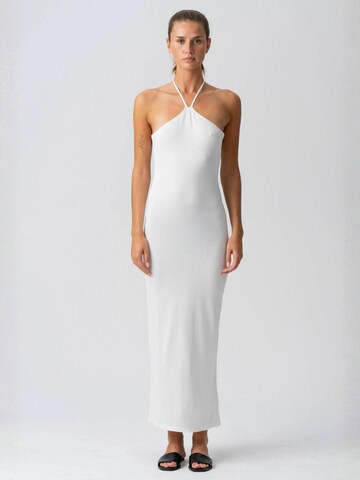 TEESHOPPEN Dress ' Jasmin ' in White: front
