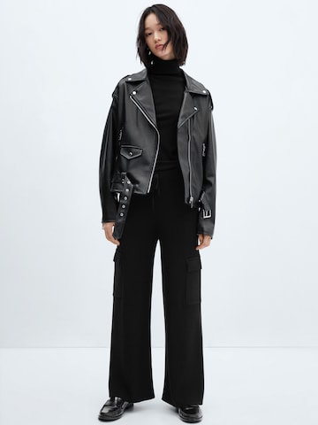 Wide leg Pantaloni cargo 'GLOVE' di MANGO in nero