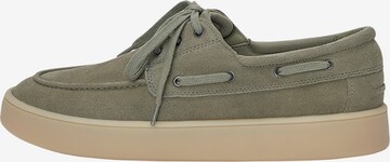 Chaussure à lacets Pull&Bear en vert