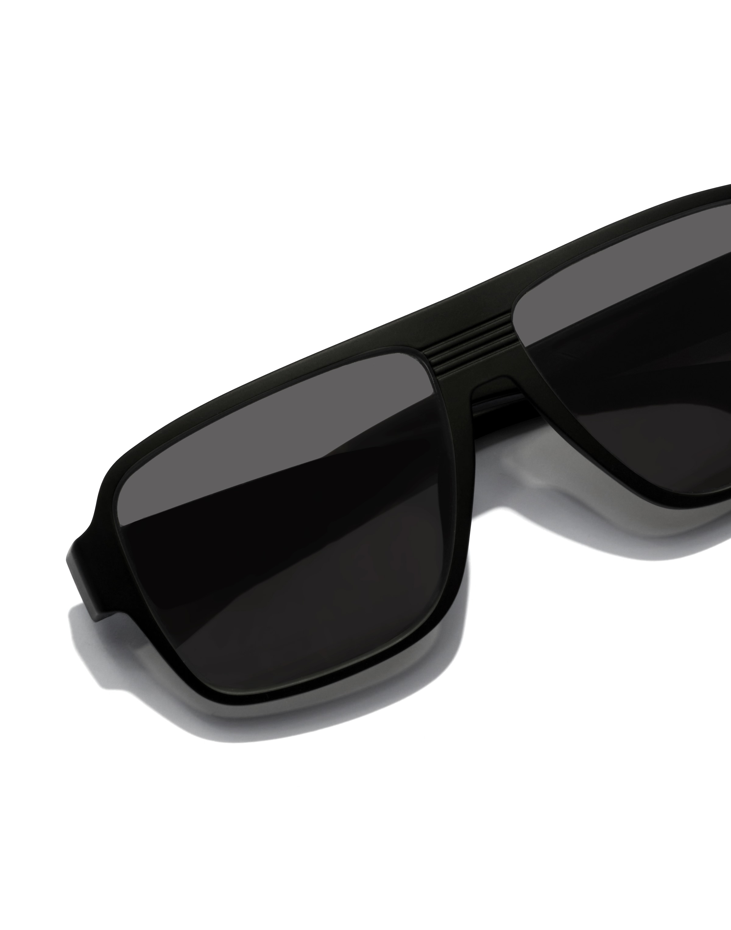 HAWKERS Sonnenbrille 'Parlay' in Schwarz