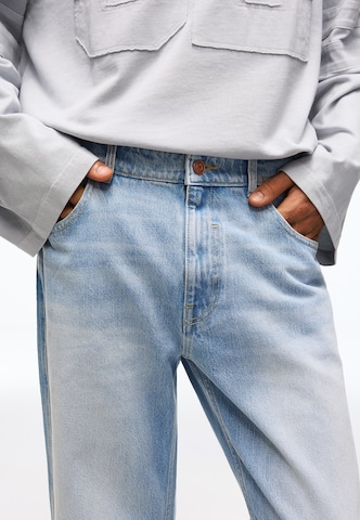Flared Jeans di Bershka in blu