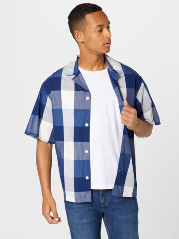 LEVI'S ® Comfort fit Button Up Shirt 'Levi's® Men's Short Sleeve Pajama Shirt' in Blue: front