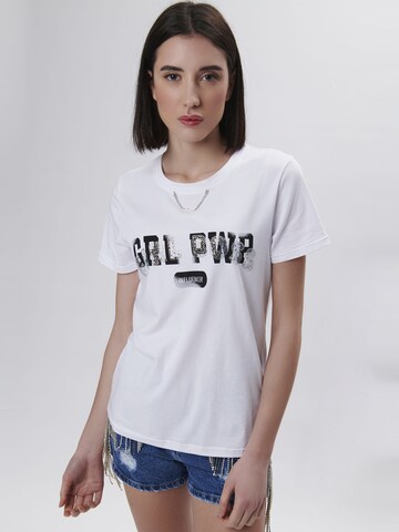 Influencer Тениска 'Girl Power' в бяло: отпред