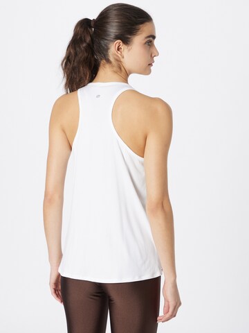 Sport top 'AVERY' de la Marika pe alb