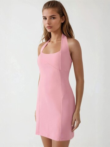 Robe de cocktail Hiccup en rose