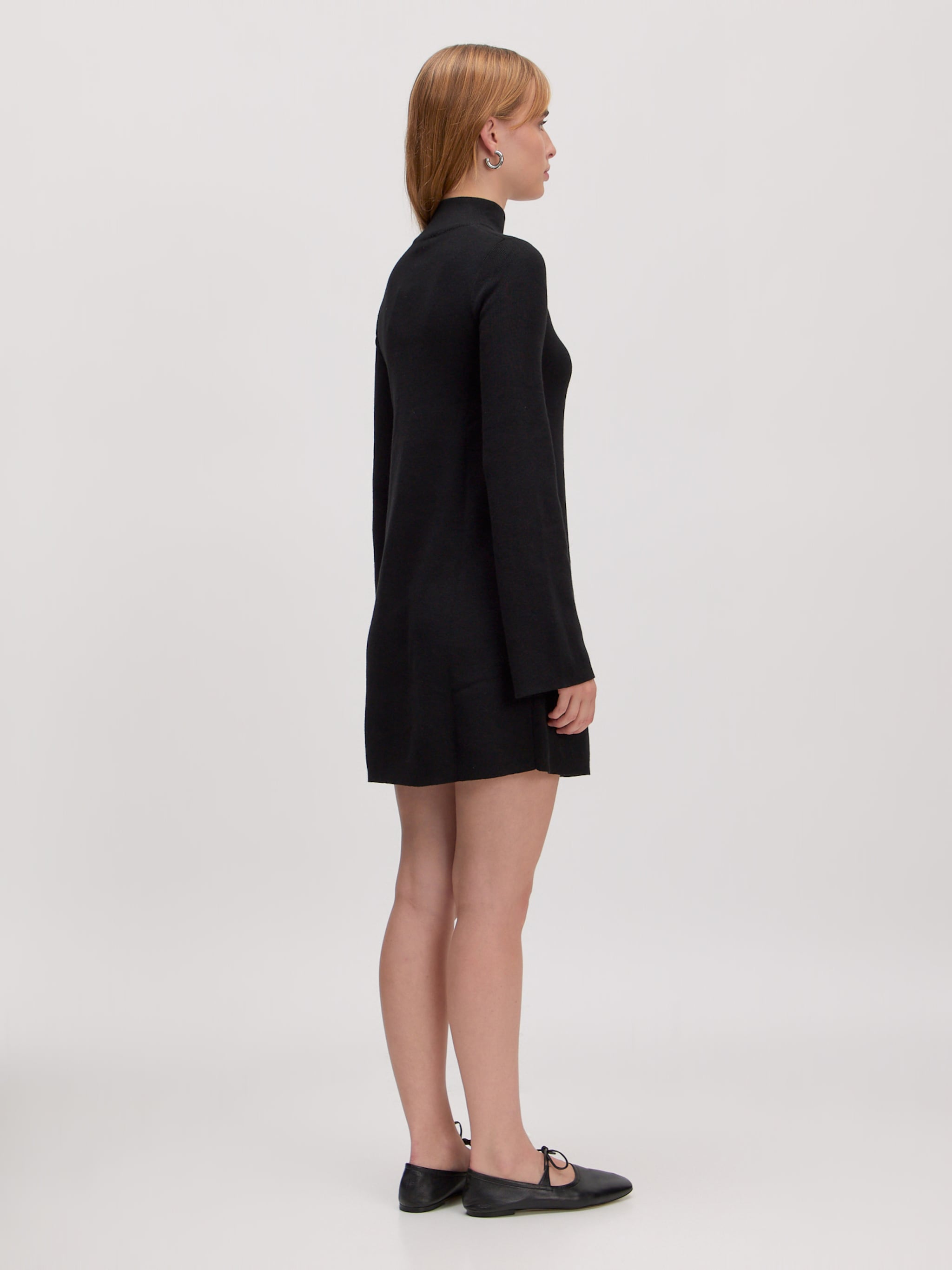 EDITED Produkte Strickkleid 'Dunia' schwarz