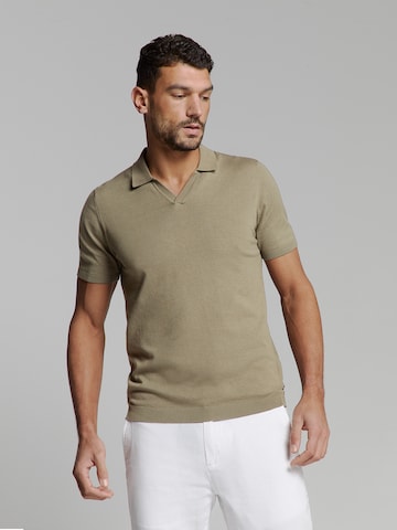 No Excess Shirt in Green: front