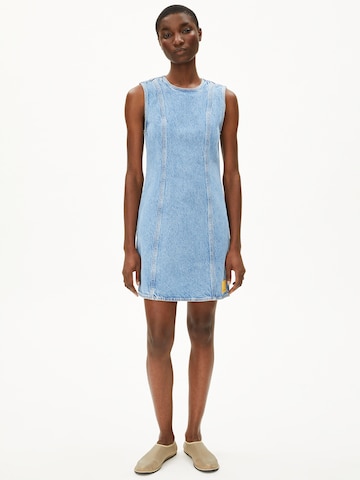 ARMEDANGELS Jurk in Blauw