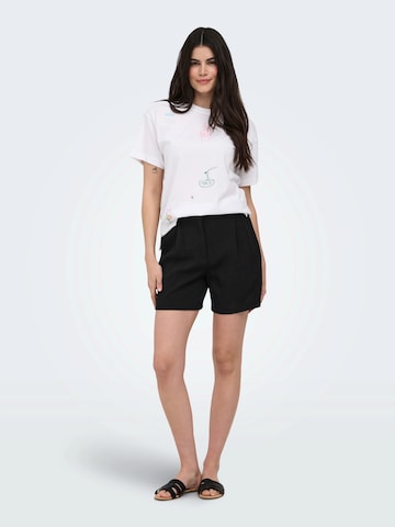 ONLY Regularen Hlače z naborki 'ONLITA' | črna barva