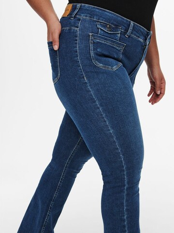 ONLY Carmakoma Bootcut Jeans in Blauw