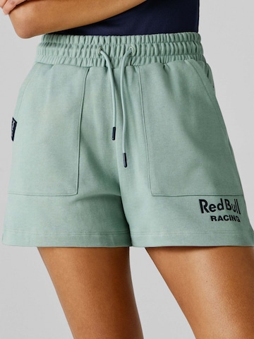 Red Bull Racing x Pepe Jeans Regular Broek in Groen