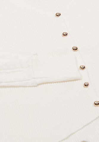 NAEMI Knit cardigan in White