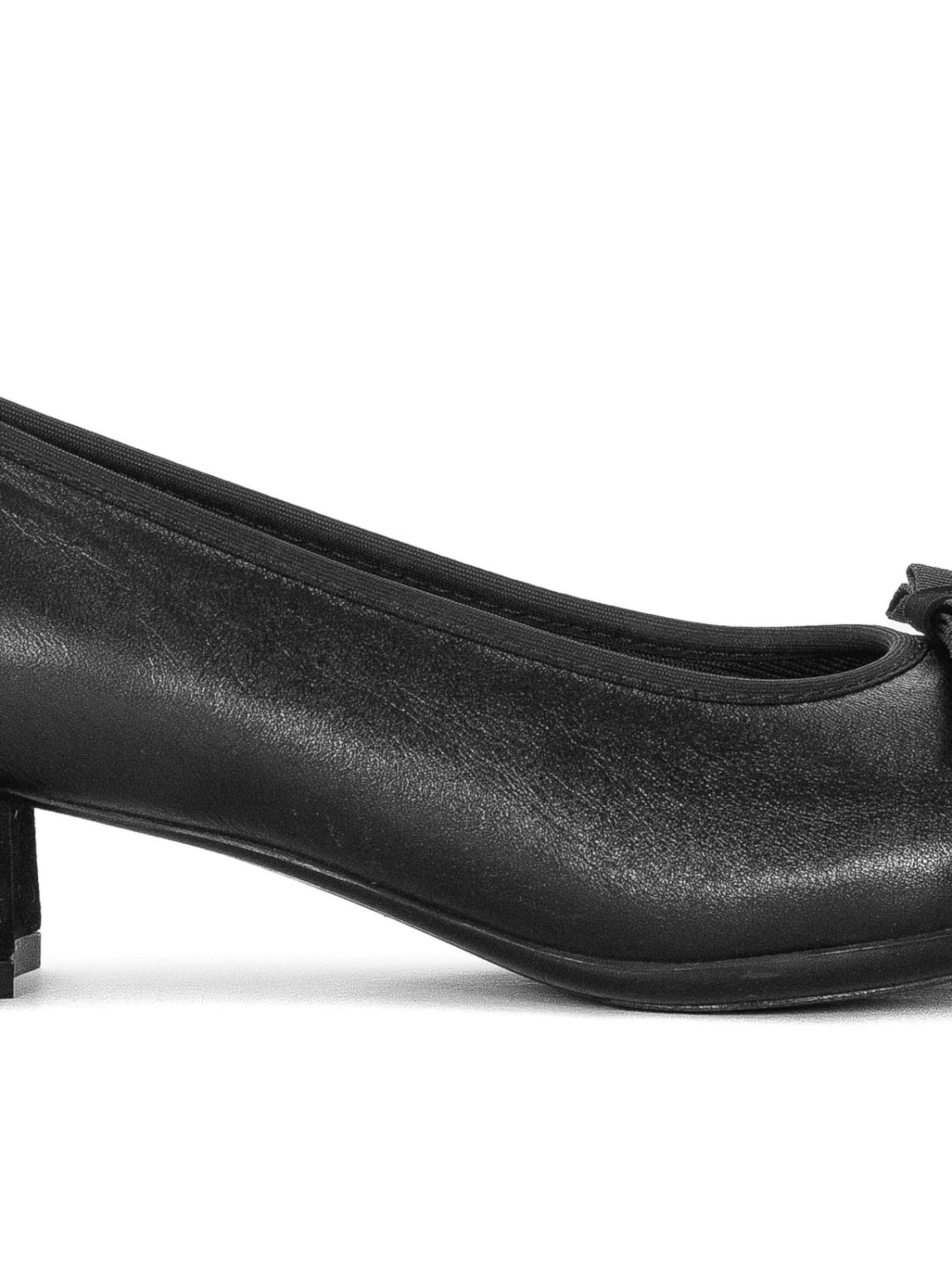 Maciejka Pumps 'P7220-01/00-7' in Black