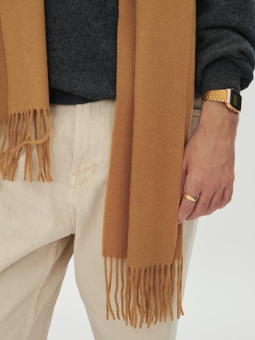 Écharpe 'Unisex Cashmere Fringed Scarf' GOBI Cashmere en beige