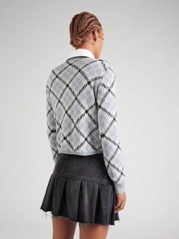 Monki Strickjacke in Grau