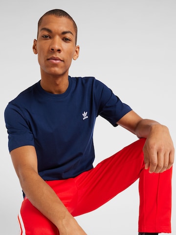 ADIDAS ORIGINALS Bluser & t-shirts 'Trefoil Essentials' i blå