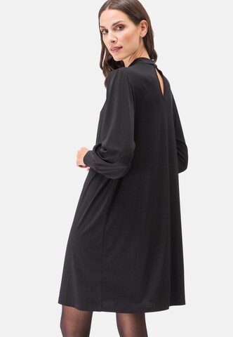 Robe zero en noir