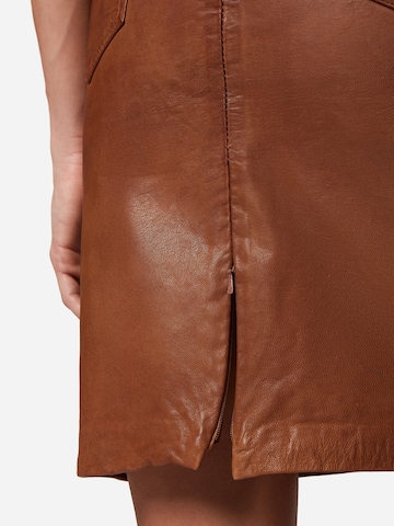 Gonna '0132' di RICANO in marrone
