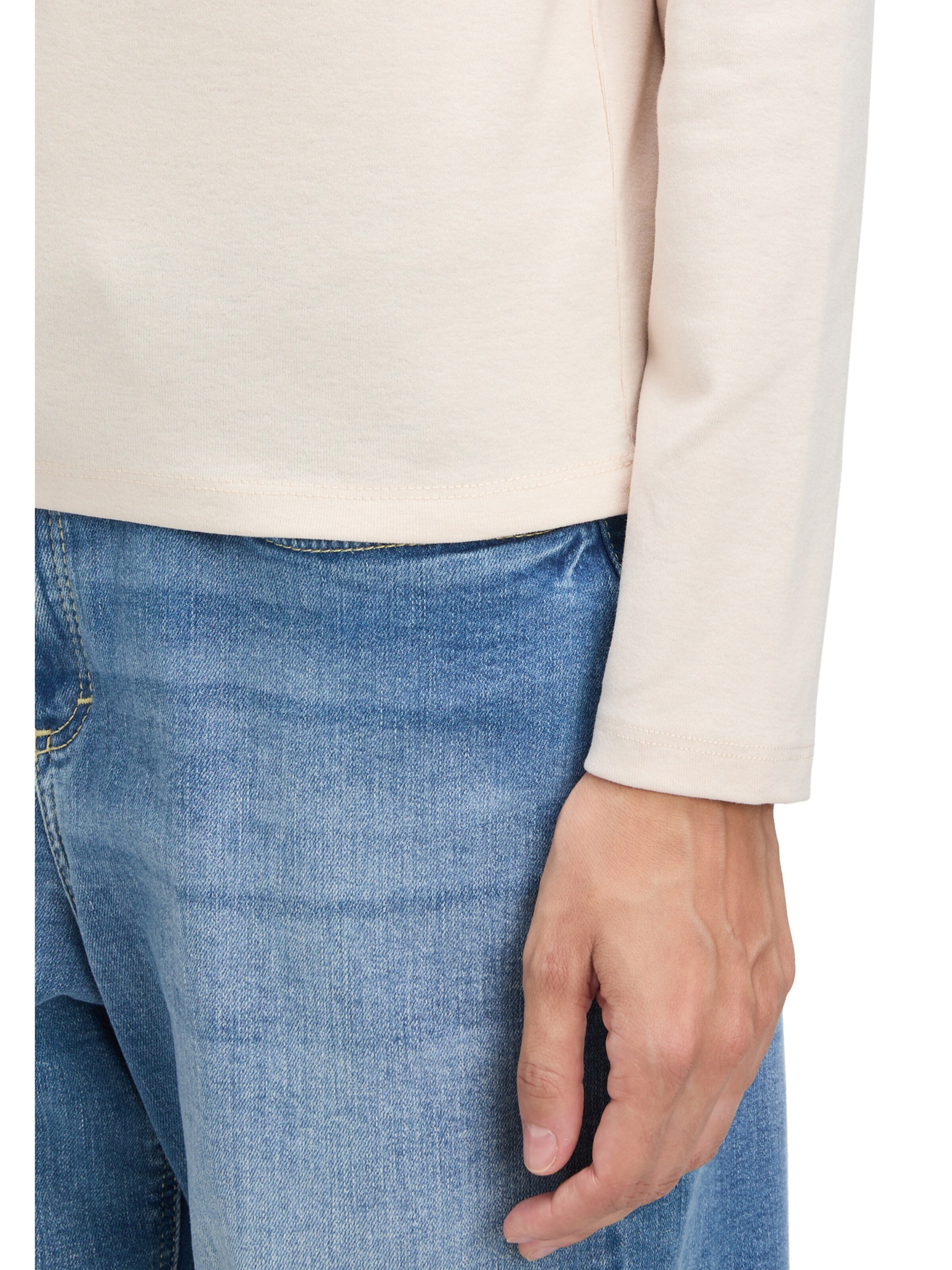 Cartoon Shirt in Beige