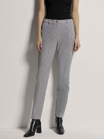 Effilé Pantalon MADELEINE en gris : devant