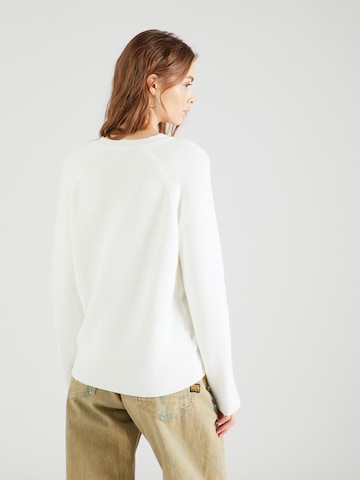 s.Oliver Sweater in White
